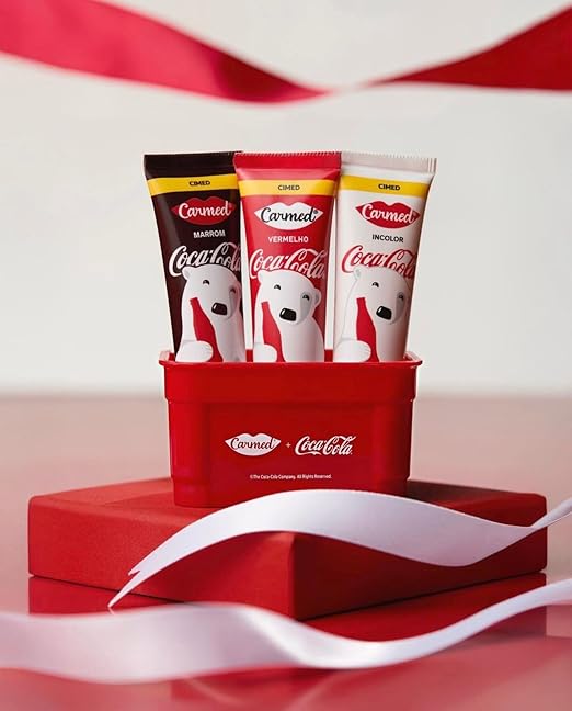 Kit Hidratante Labial Carmed Coca-Cola Cor Vermelho + Engradado - Imagem 5